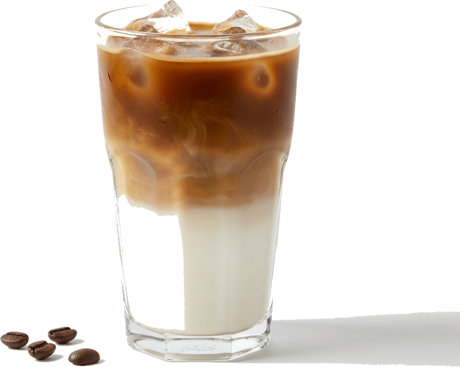 Latte glacé en verre haut avec glaçons